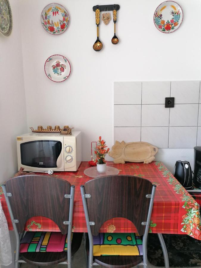 Ildiko Vendeghaz Heviz Apartment ภายนอก รูปภาพ