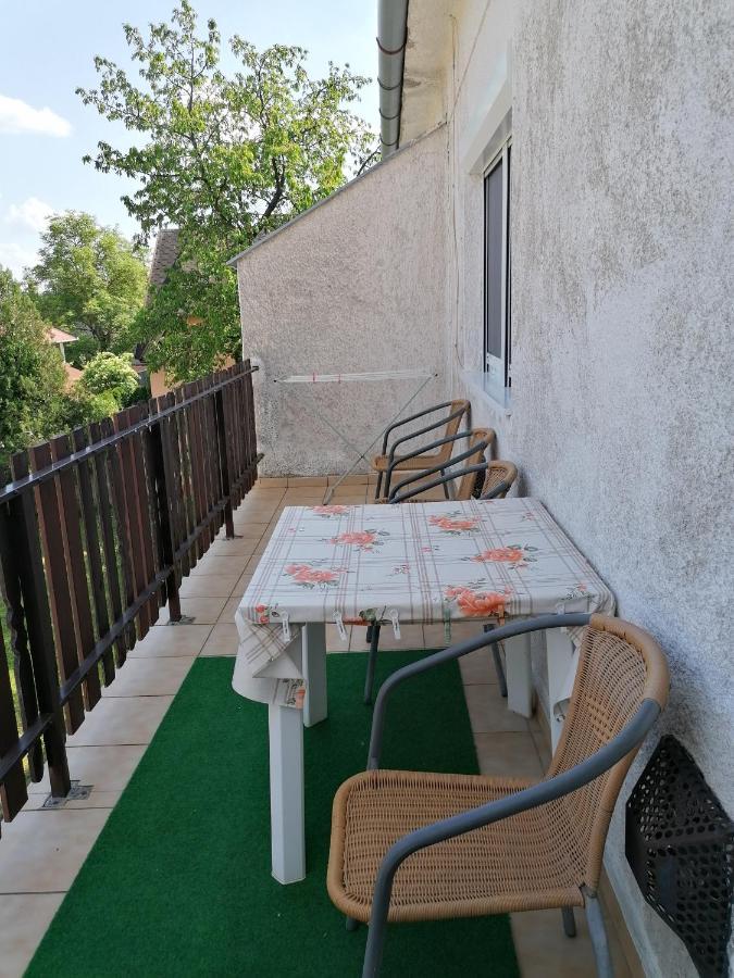 Ildiko Vendeghaz Heviz Apartment ภายนอก รูปภาพ